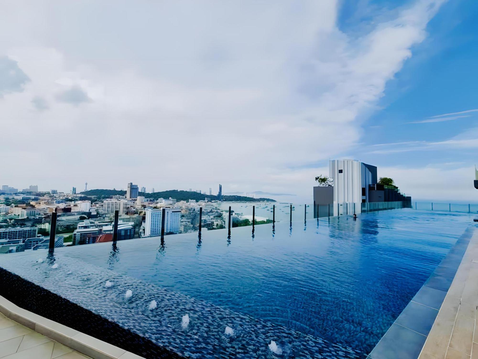 The Base Apartments At Central パッタヤー エクステリア 写真